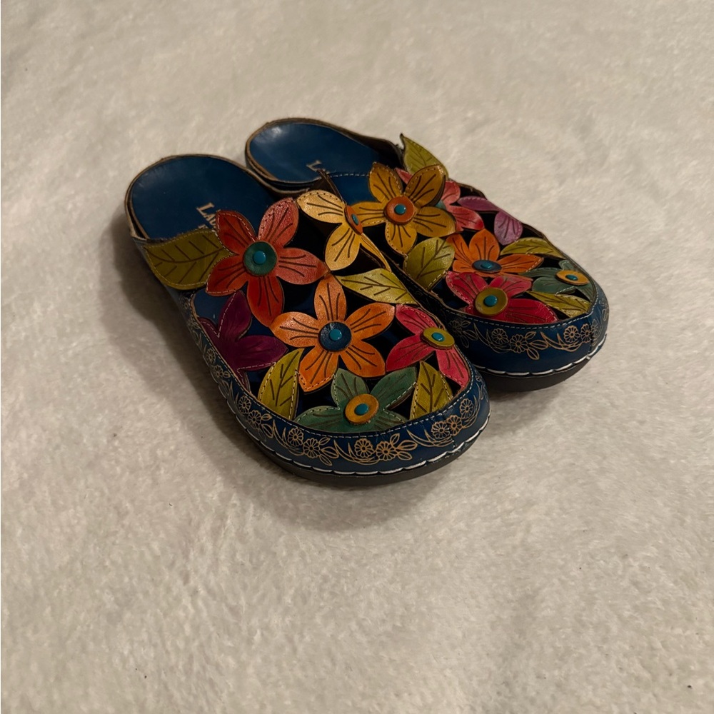 Laura Vita Floral slip on France Style Leather Fashionable Mule Shoes Size 41